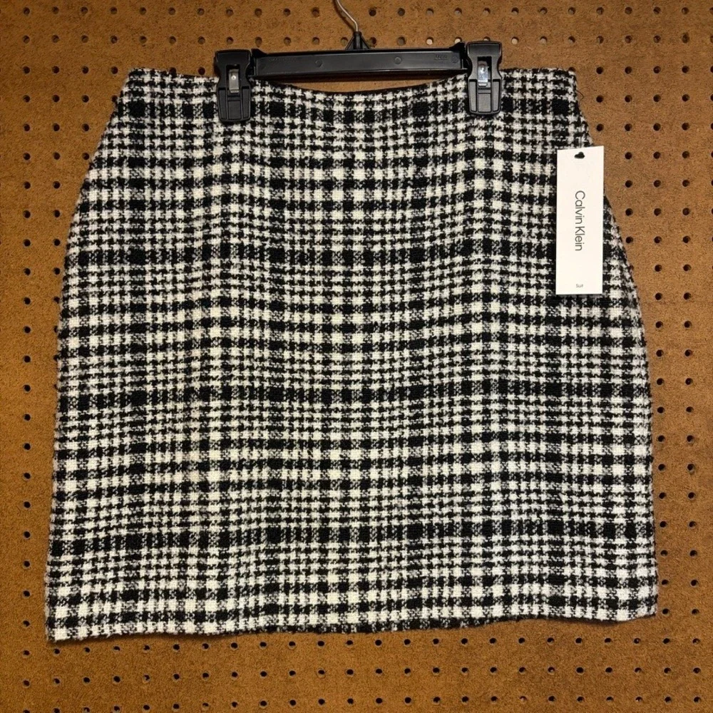 Calvin Klein Mini Skirt 8 Black White Tweed Houndstooth Plaid Preppy Old Money